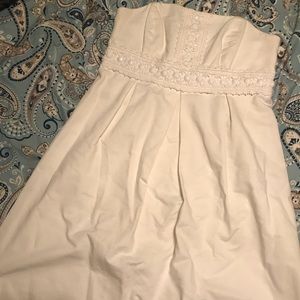 Size 6 White Lilly Pulitzer strapless Dress